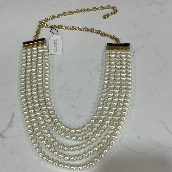Talbots NWT Beautiful Faux Pearl Necklace - Picture 6 of 9